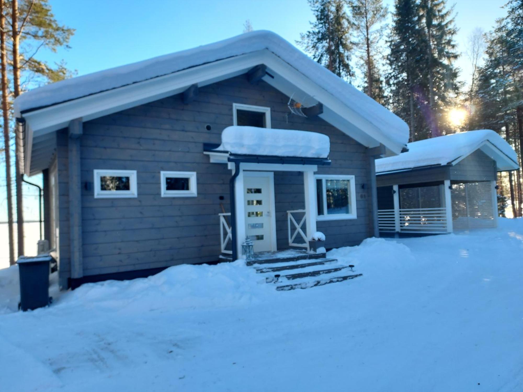 Villa Sirius Sieri, Nice Log-Cottage By The Lake Rovaniemi Bagian luar foto